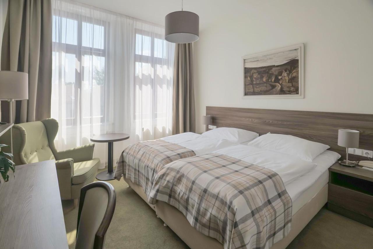 Hotel Zlata Hvezda Litomyšl Buitenkant foto