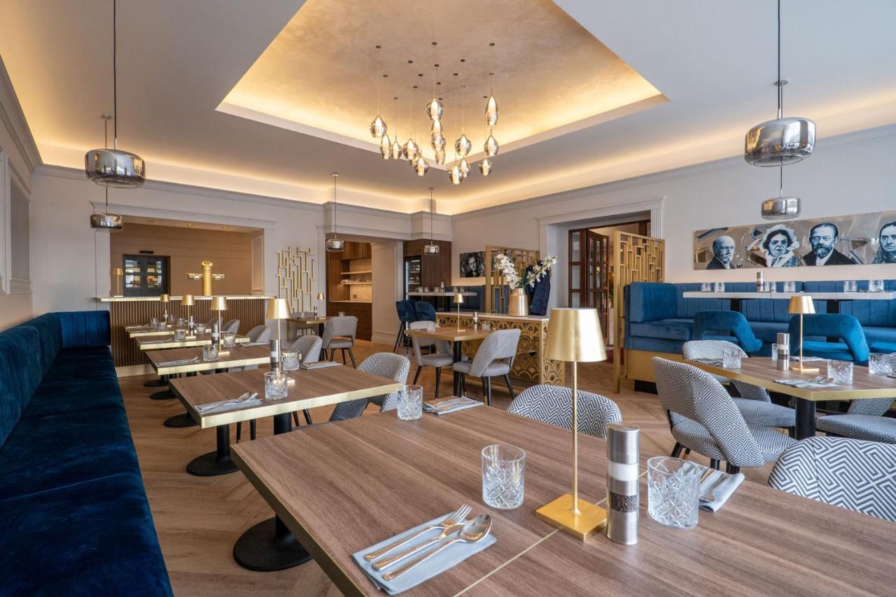 Hotel Zlata Hvezda Litomyšl Buitenkant foto