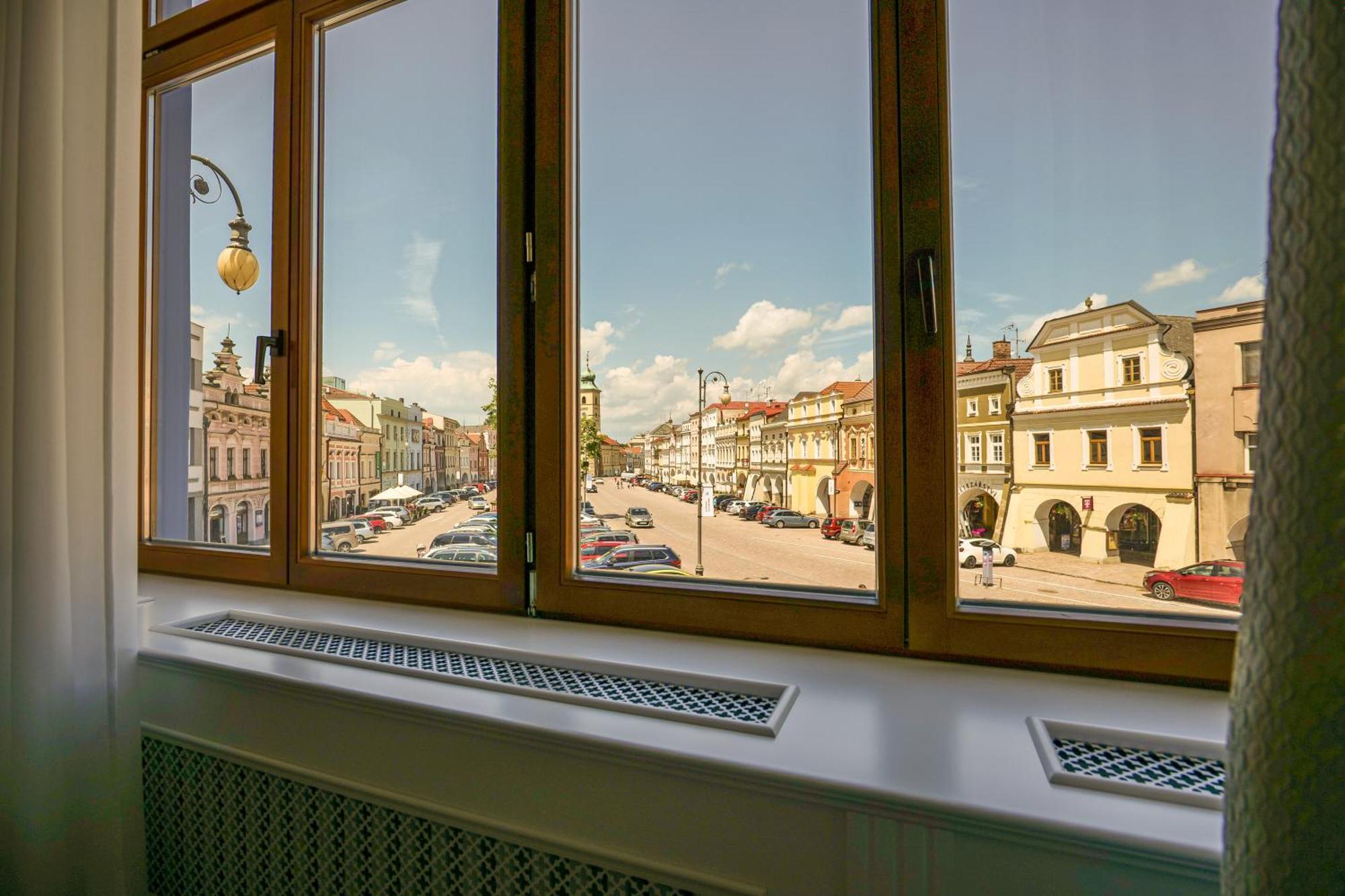 Hotel Zlata Hvezda Litomyšl Buitenkant foto